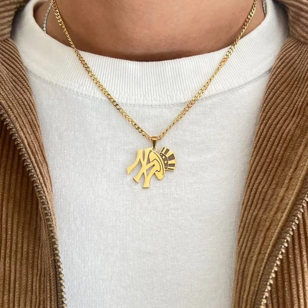 vintage style new york yankees gold necklace